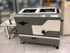 Foldnak Compact Landscape Booklet Maker